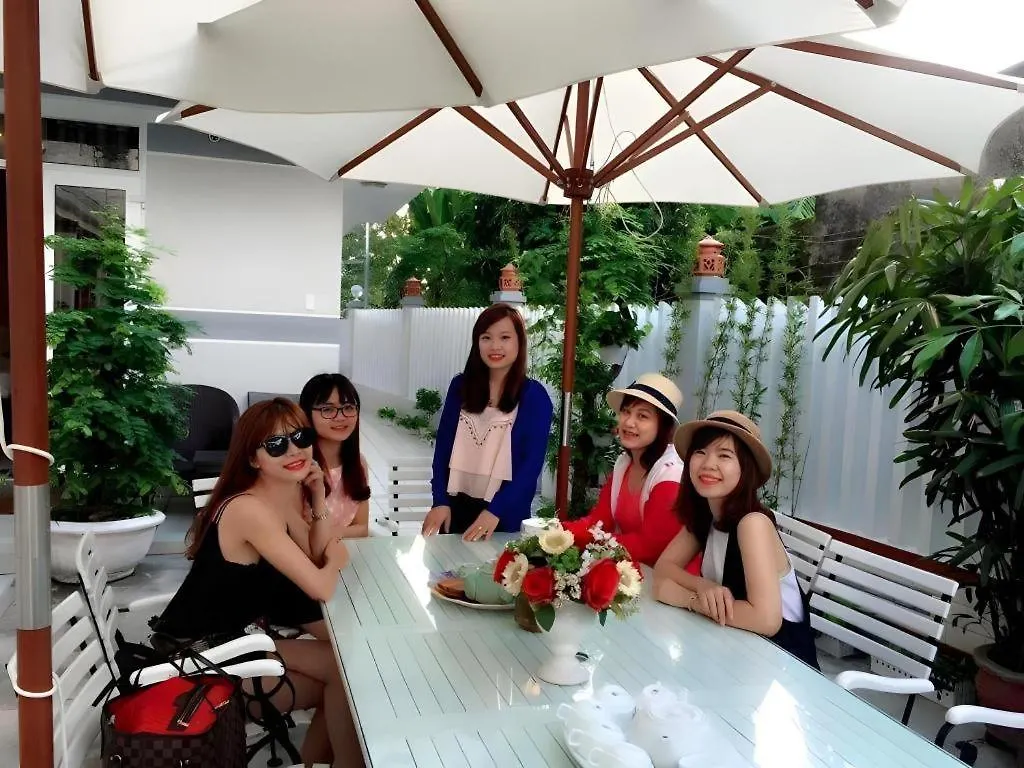 河畔陶器度假村 会安 越南